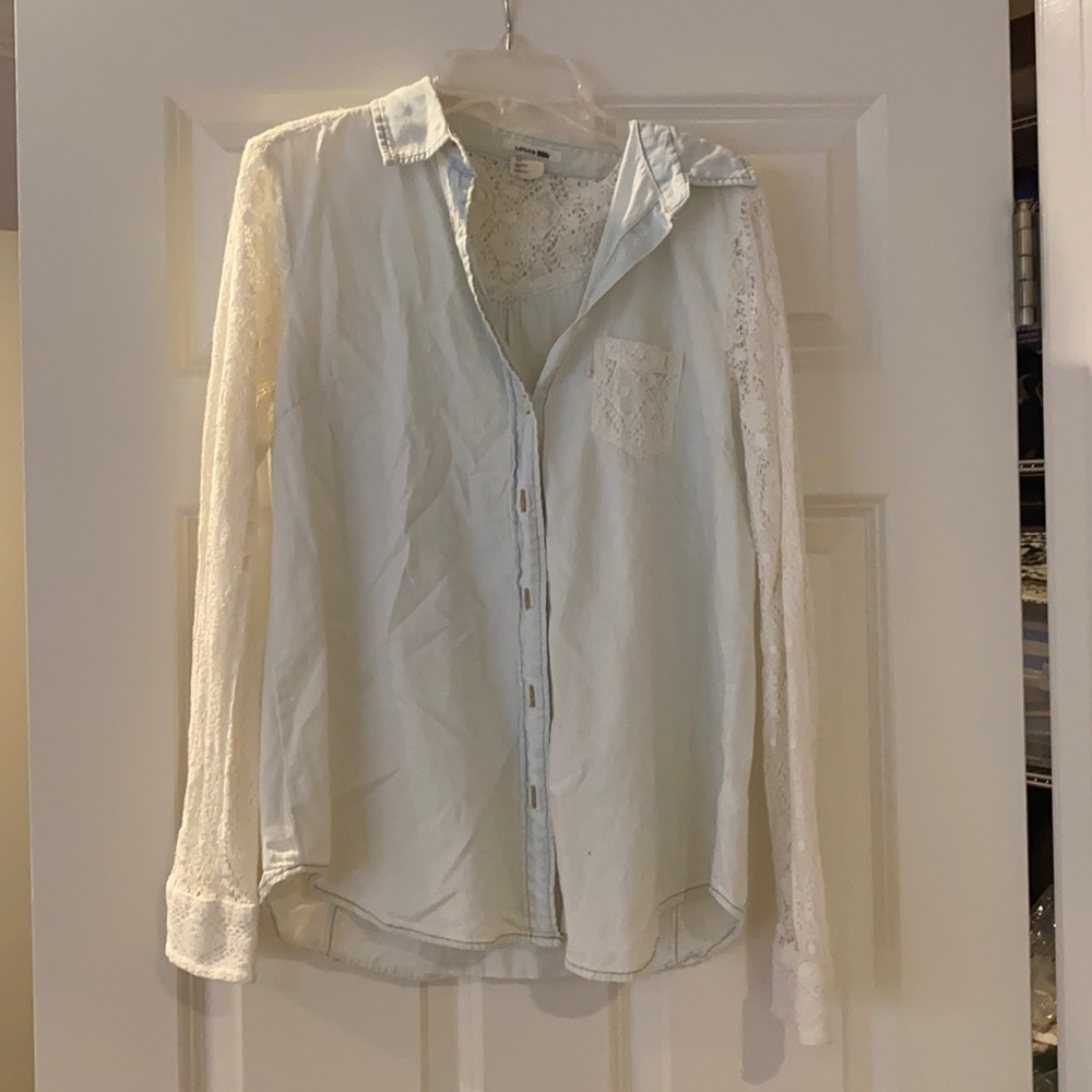 Levi’s long sleeve lace shirt